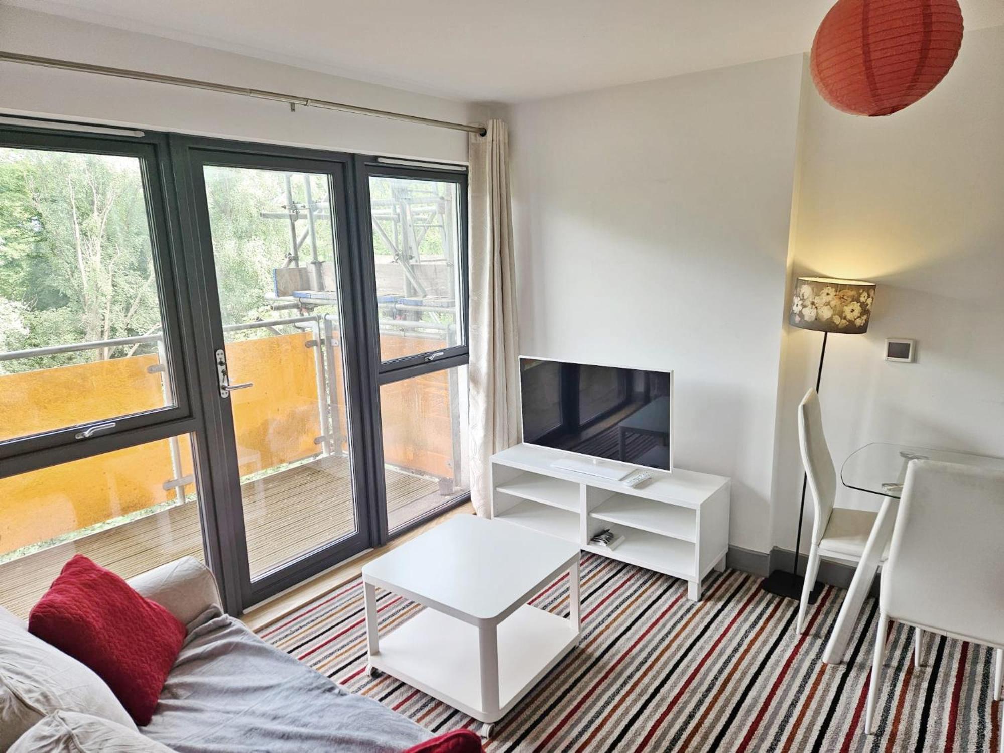 Creative Quarter Living 1br Flat At Paintworks
