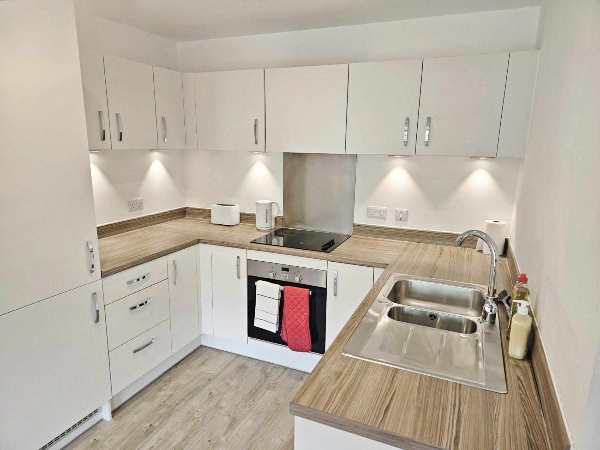 Apartment Creative Quarter Living 1br Flat At Paintworks *