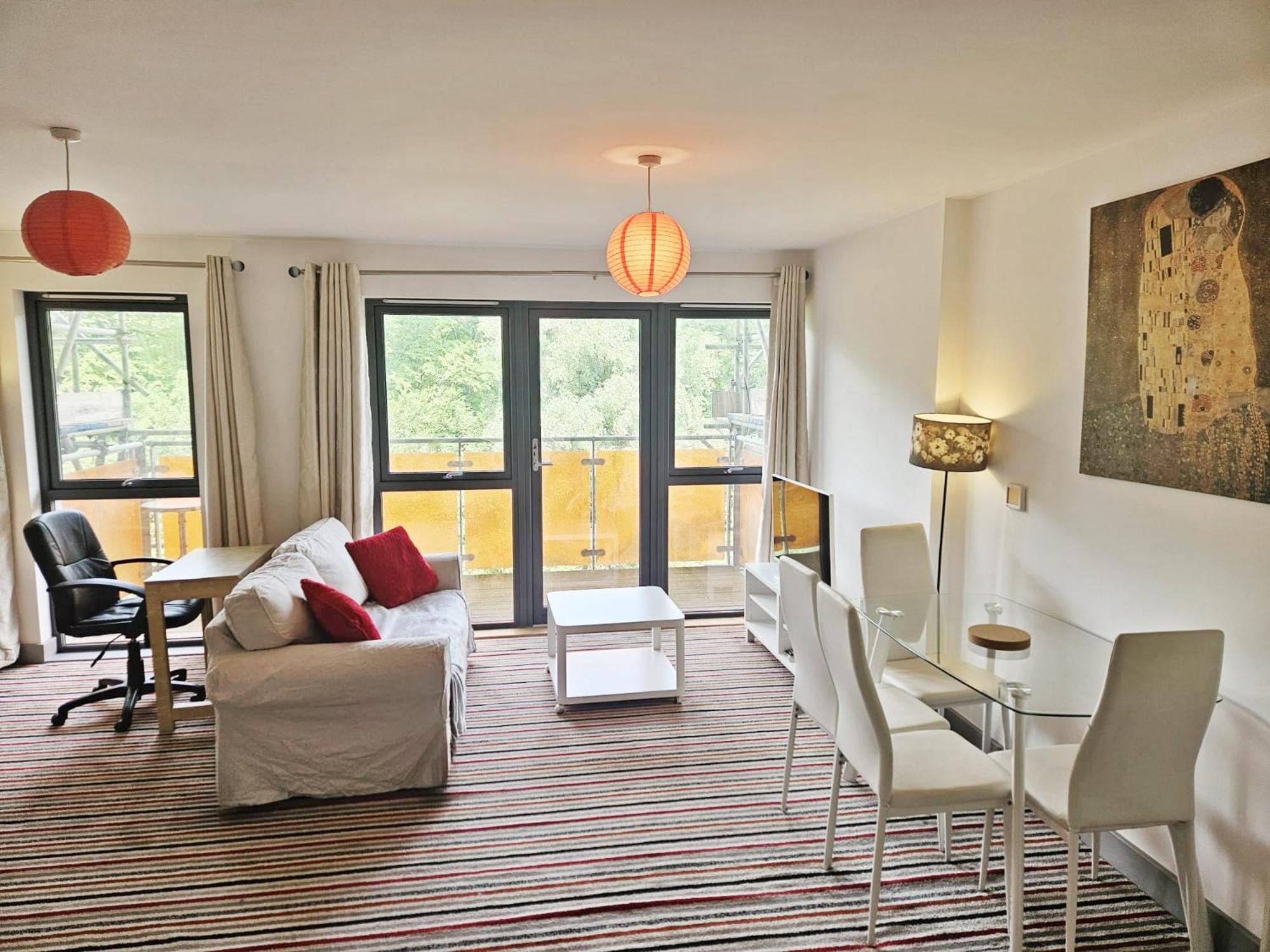 Apartment Creative Quarter Living 1br Flat At Paintworks Bristol