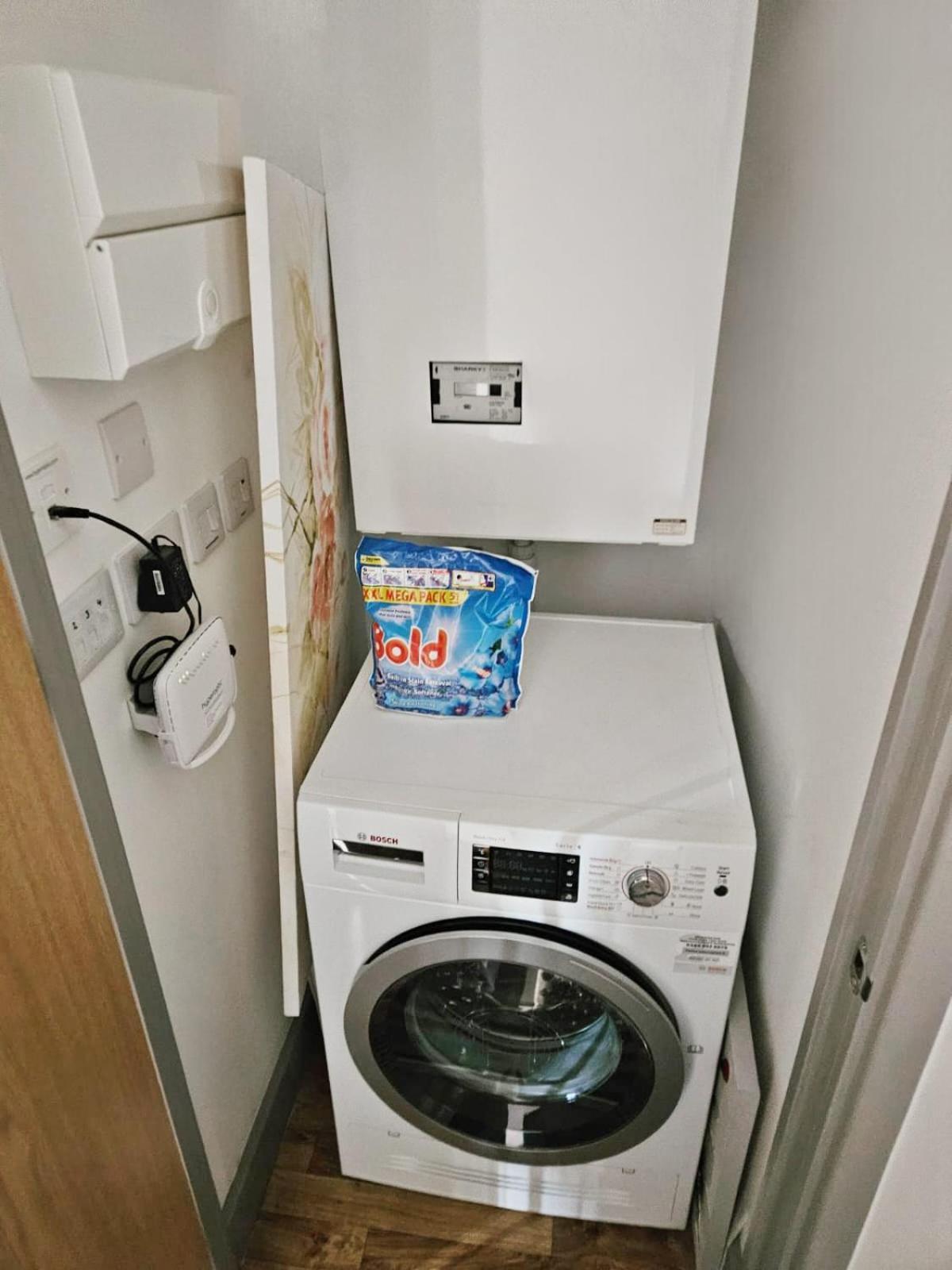 Creative Quarter Living 1br Flat At Paintworks Apartment