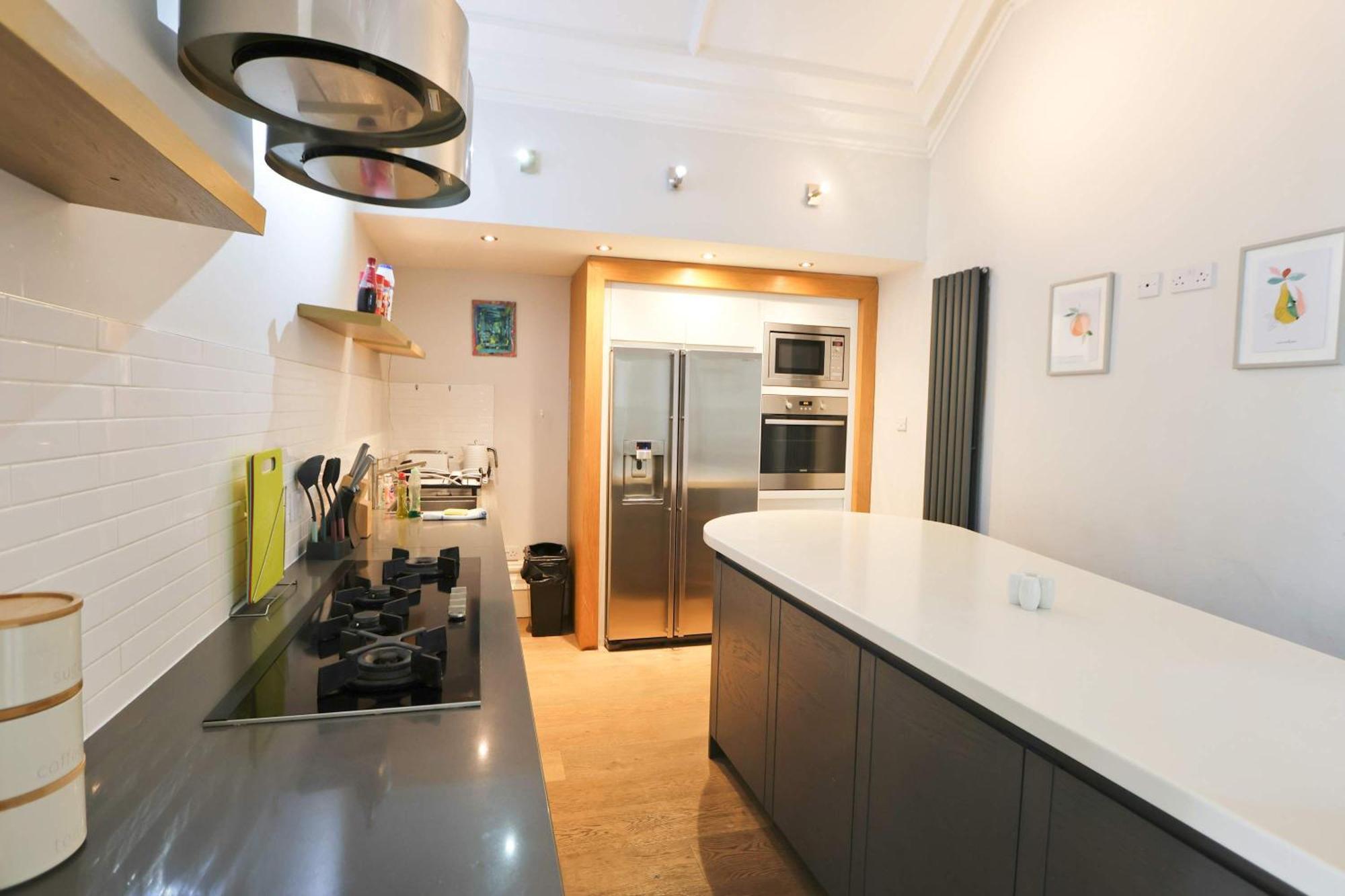 Two Bedroom Ground Floor Flat In Clifton Village * Bristol