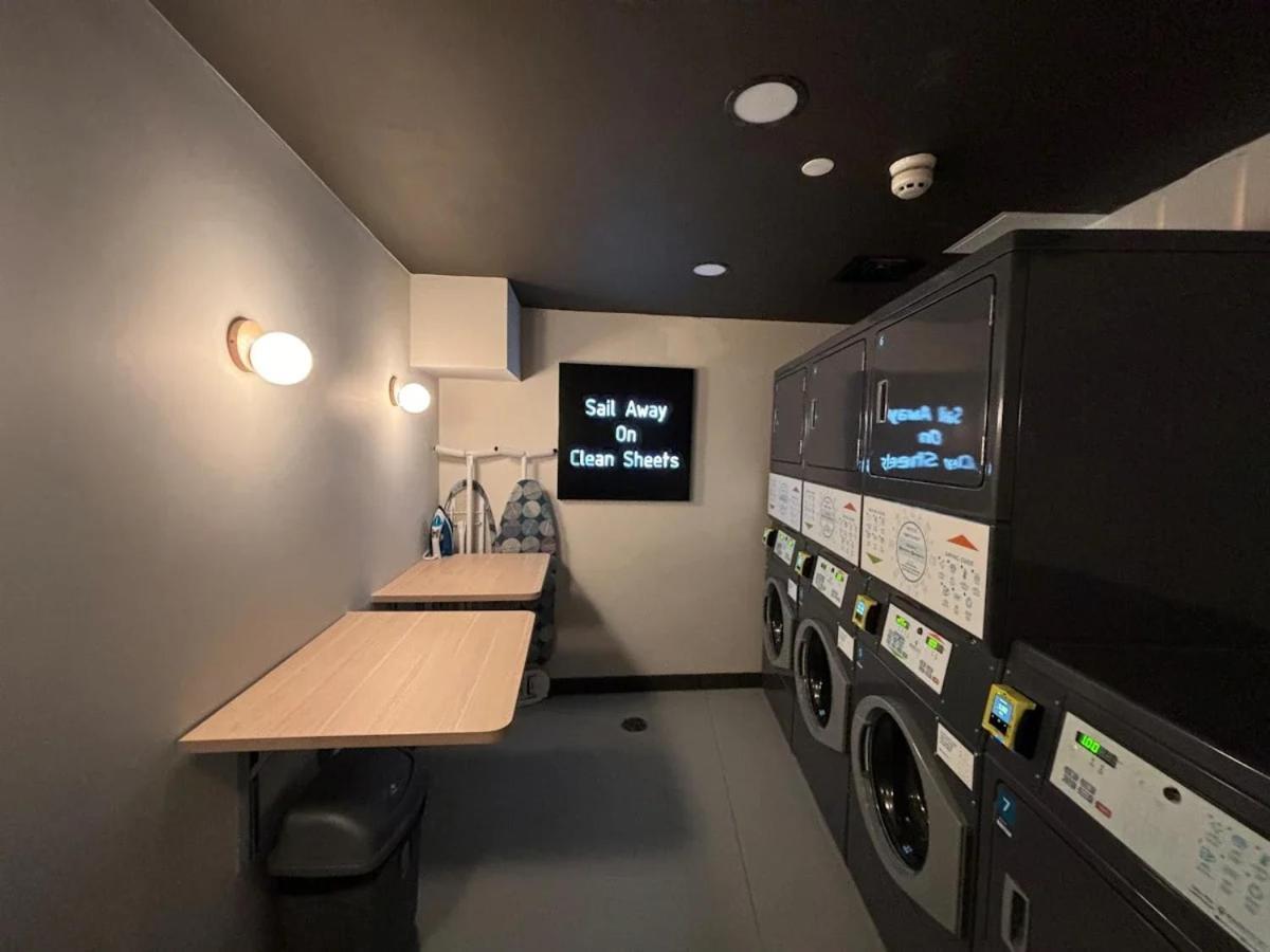 Apartment Student Only At The Port On The Square Bristol