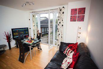 Serviced Lettings - Beaufort Court Bristol