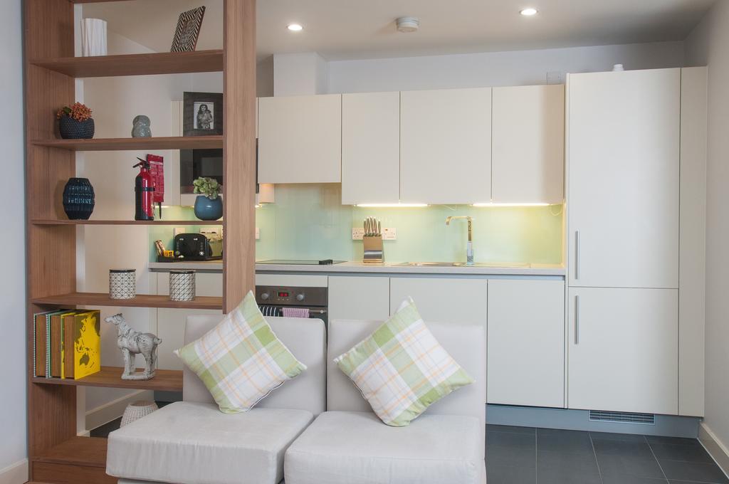 Apartment Cleyro Serviced - Finzels Reach *