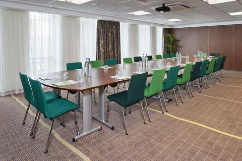 Hampton By Hilton Centre Hotel 3*