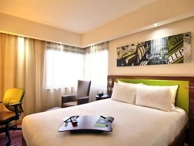 Hampton By Hilton Centre Hotel 3*