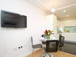 Cleyro Serviced - Finzels Reach Apartment Bristol