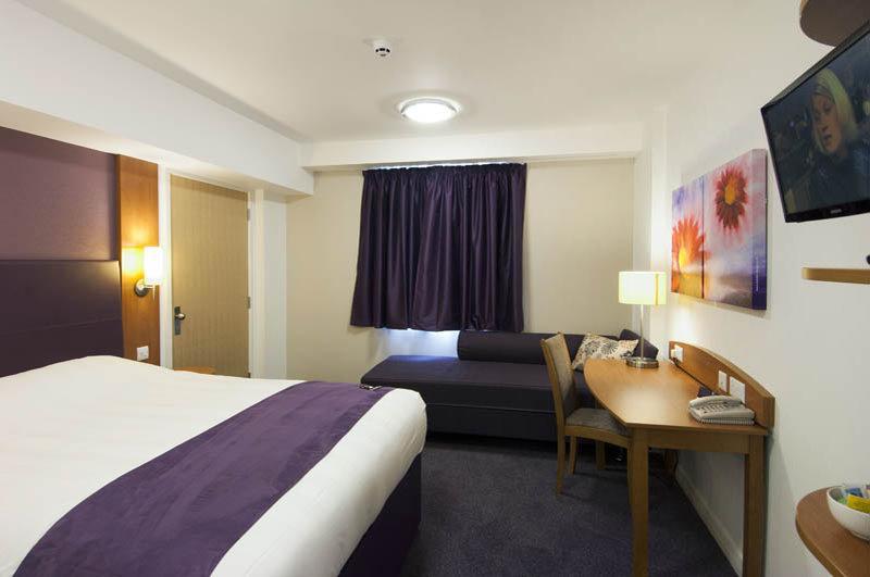 Premier Centre King Street 3*