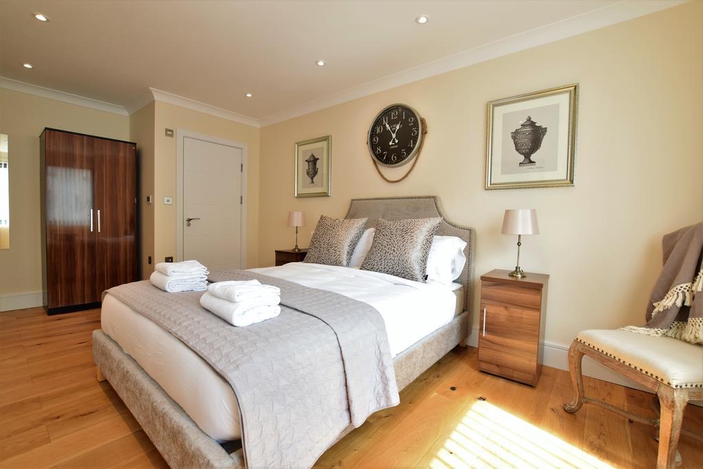 Yourapartment.com - Riverside City Centre Apartment Bristol