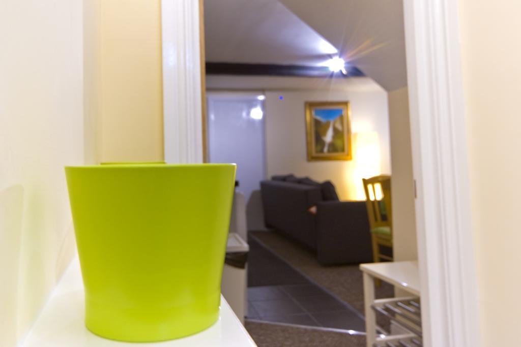 Merchants Almshouse Apartment *