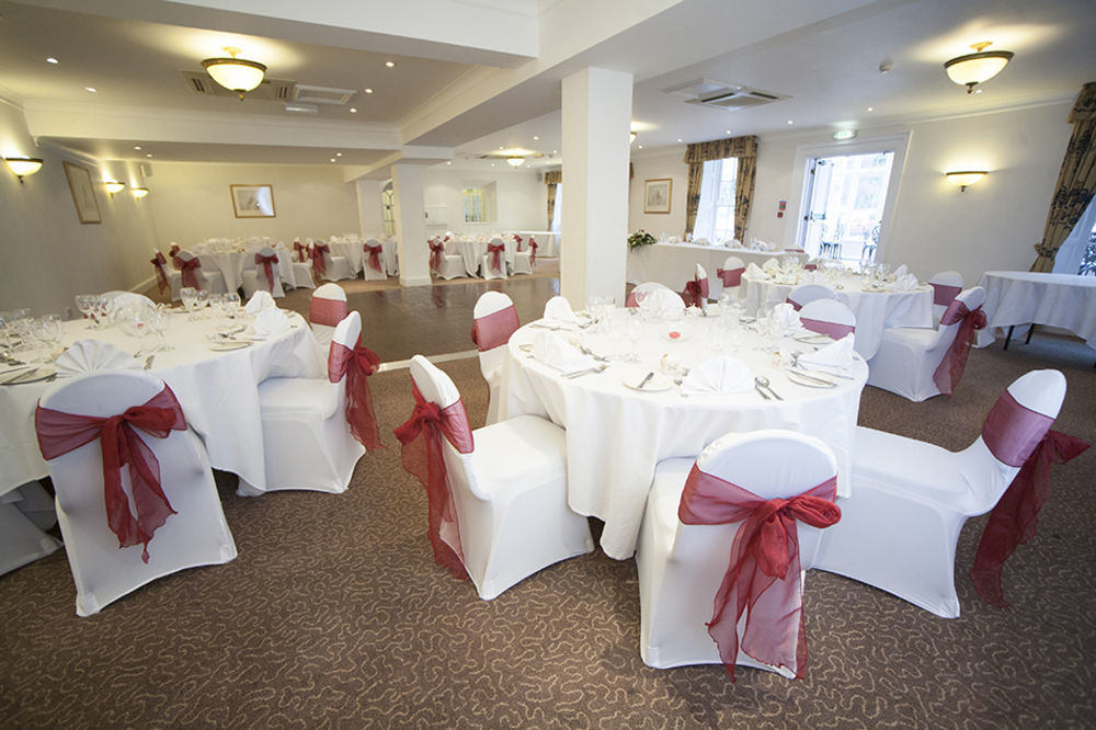 Arnos Manor 3* Bristol