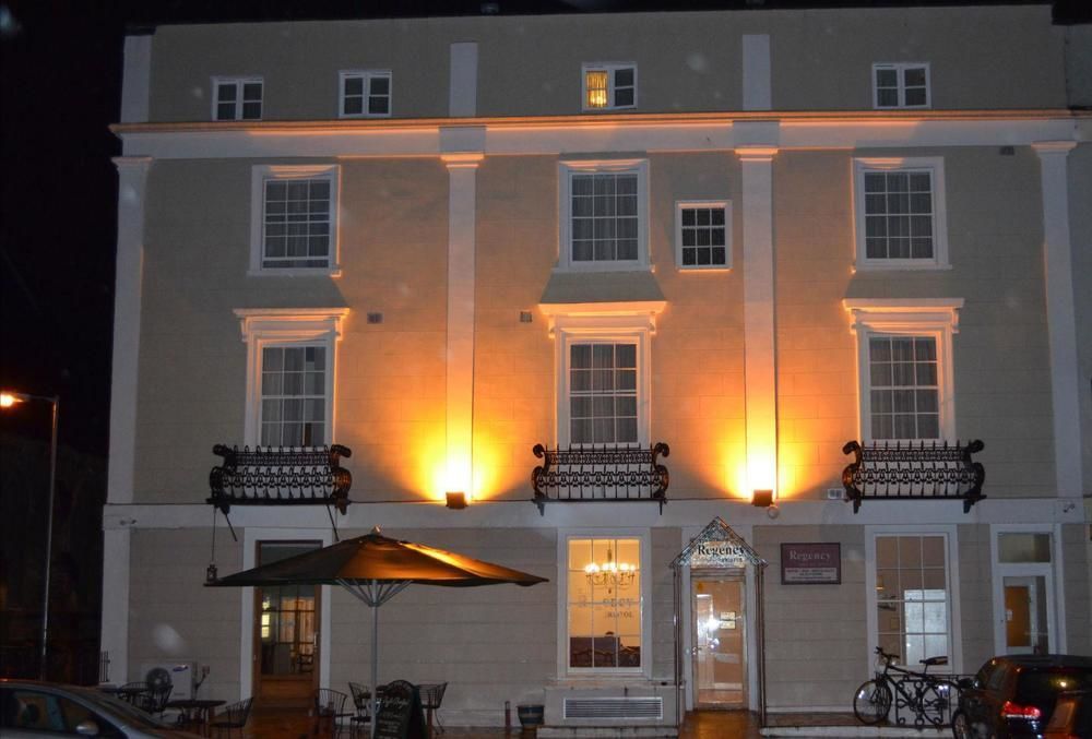 Hotel Oyo The Regency, Clifton 3*