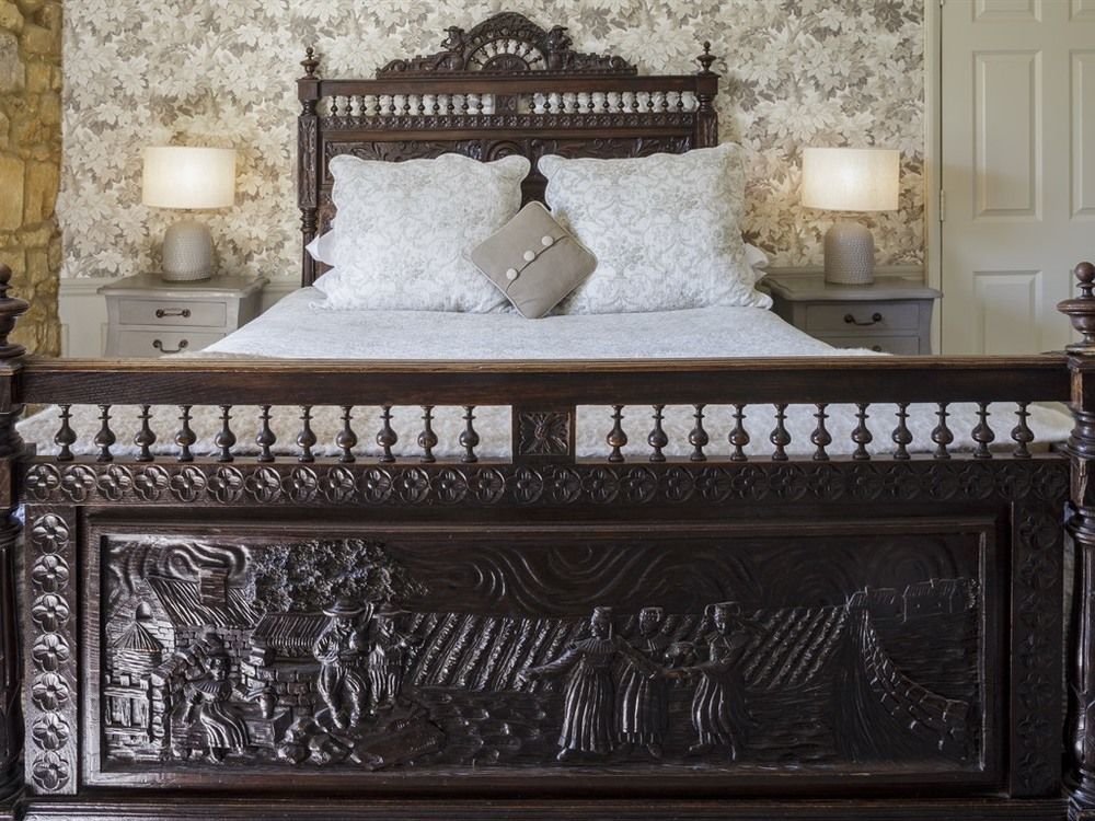 Inn Lord Poulett Arms