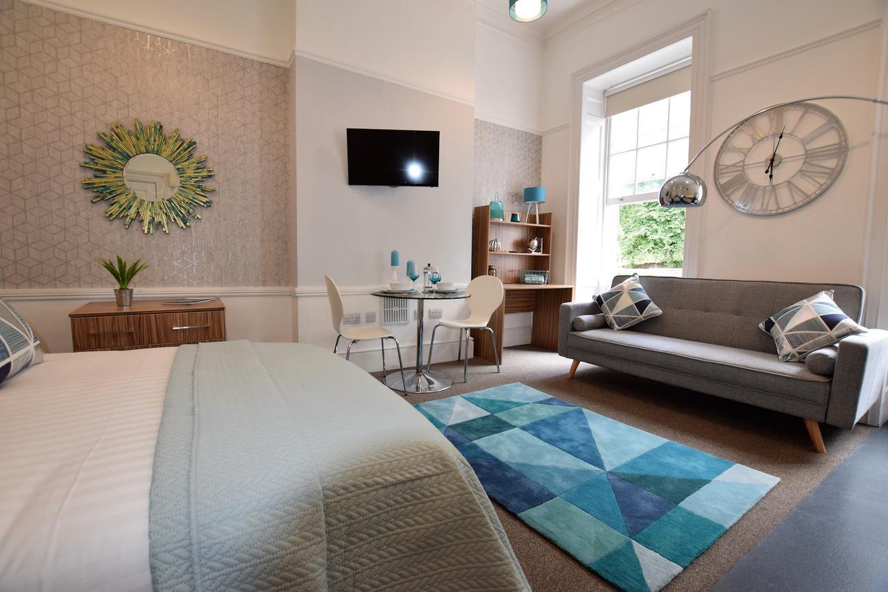Berkeley Square Pads Bristol