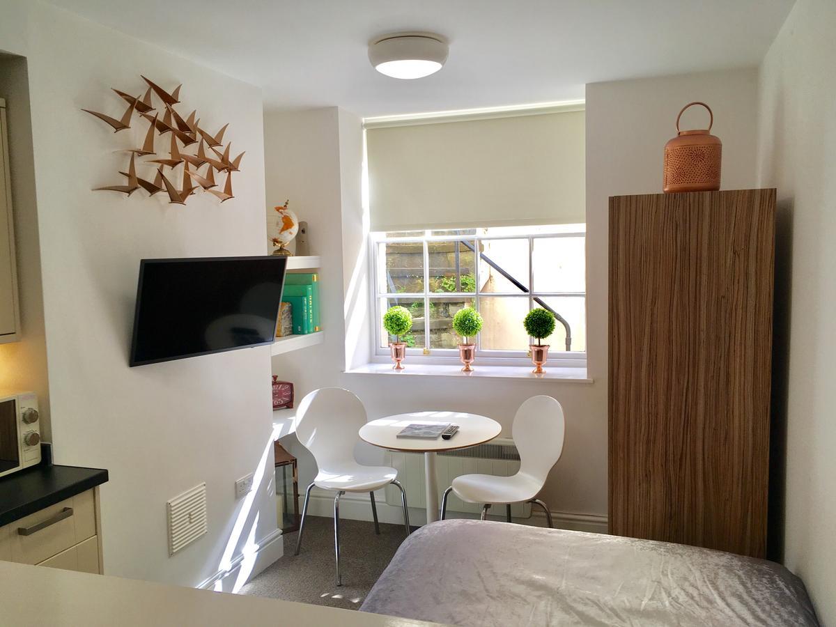 Berkeley Square Pads *
