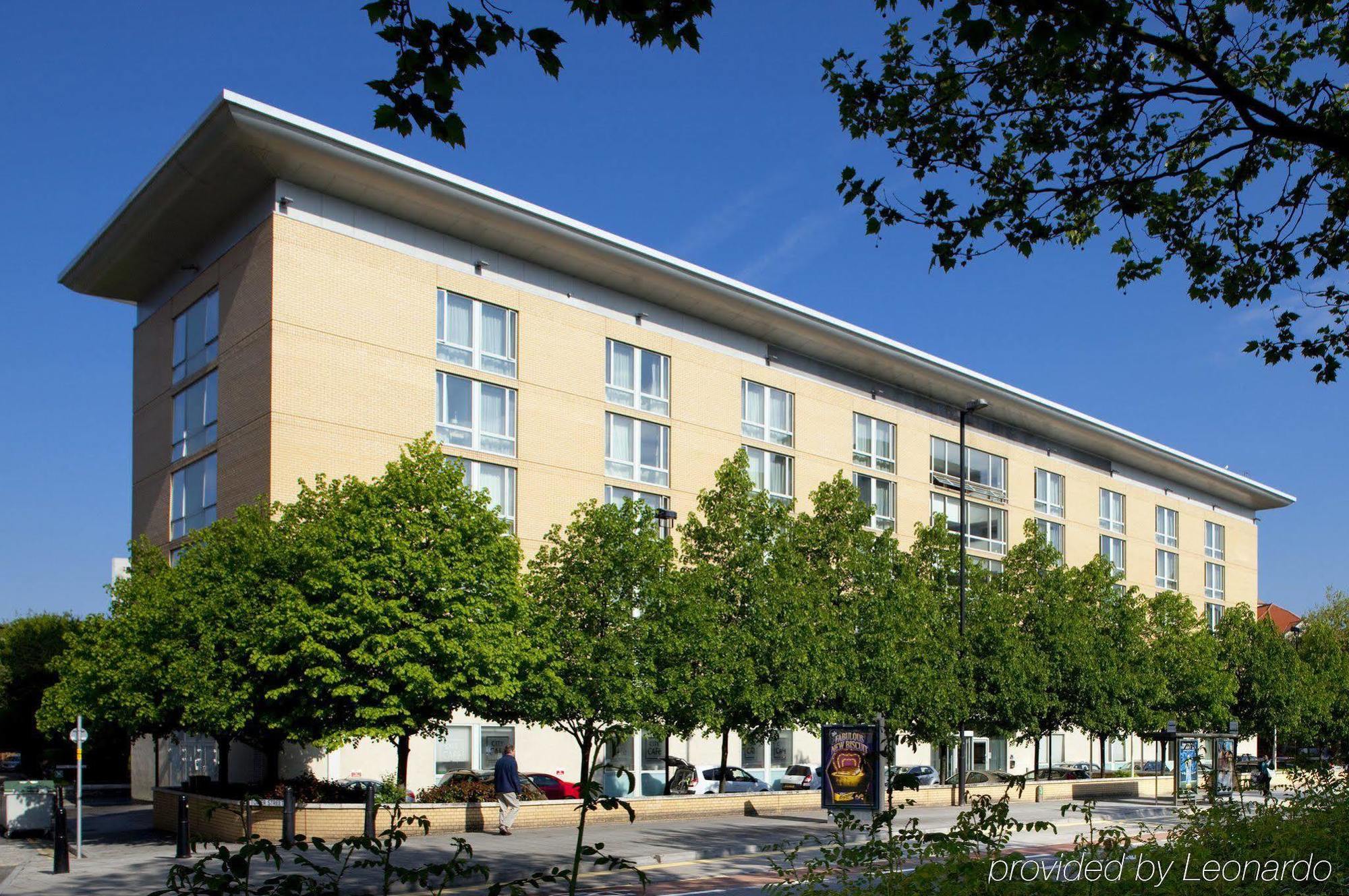 Hilton Garden Centre 4*