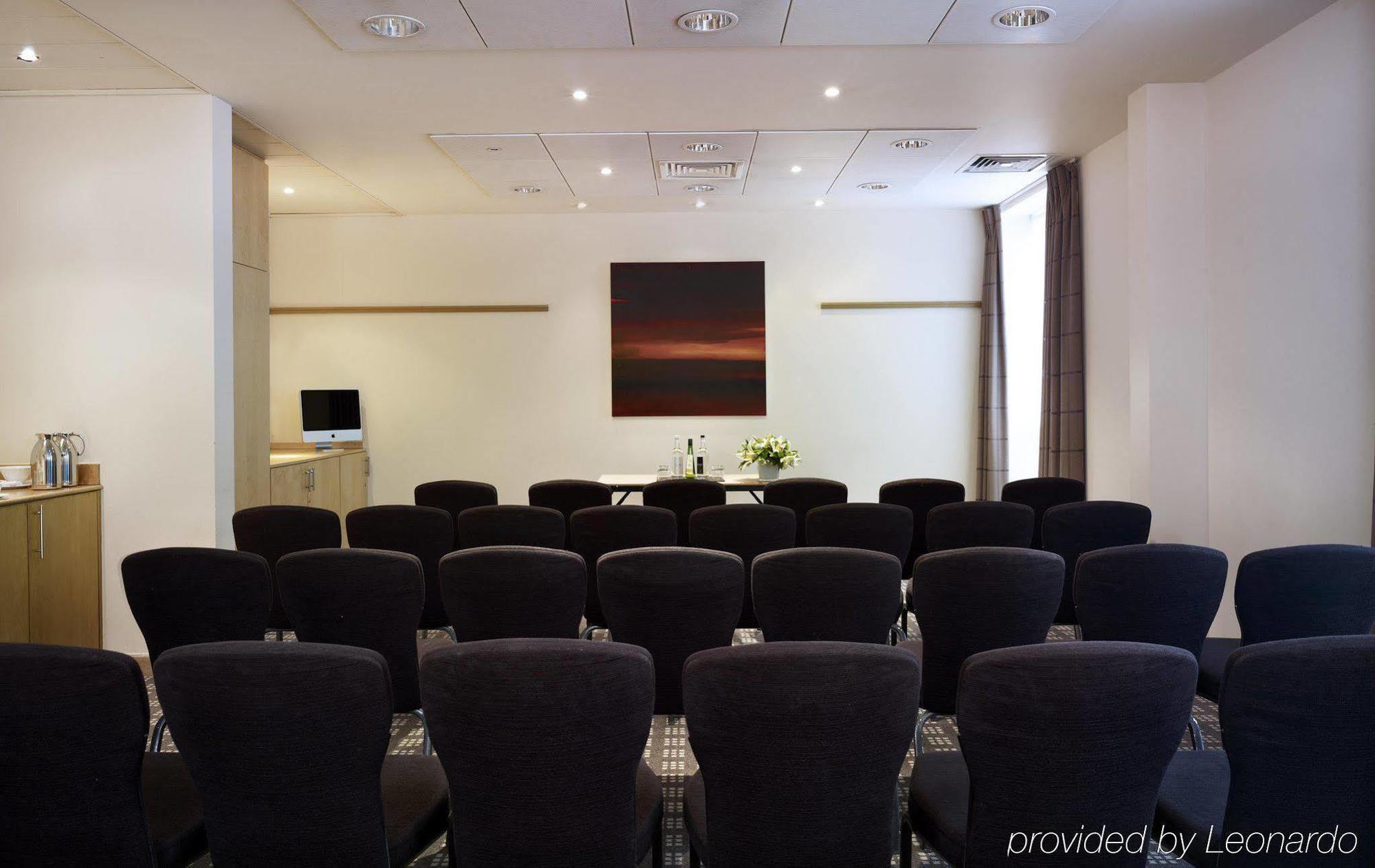 Hilton Garden Centre Hotel Bristol