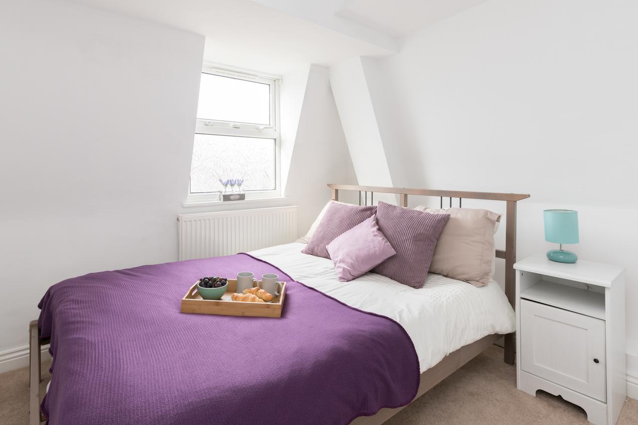 Flat 5 Marlborough House Apartment *