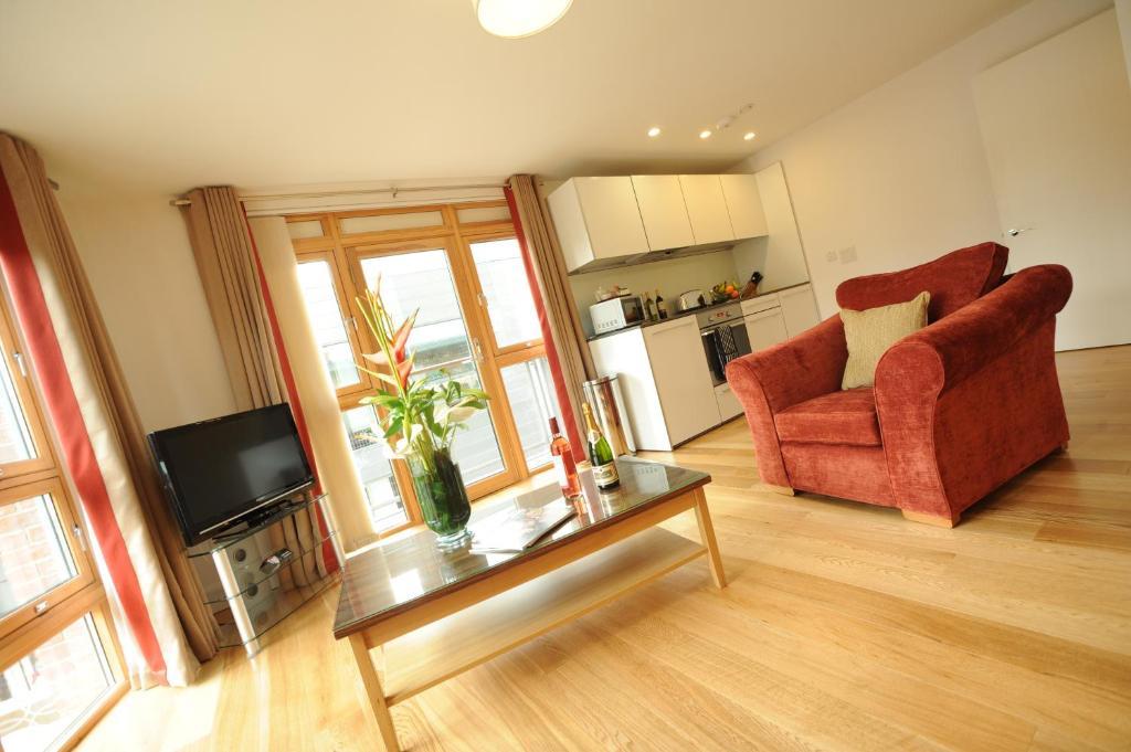 Premier Cabot Apartment
