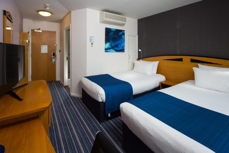 Centre By Ihg Hotel