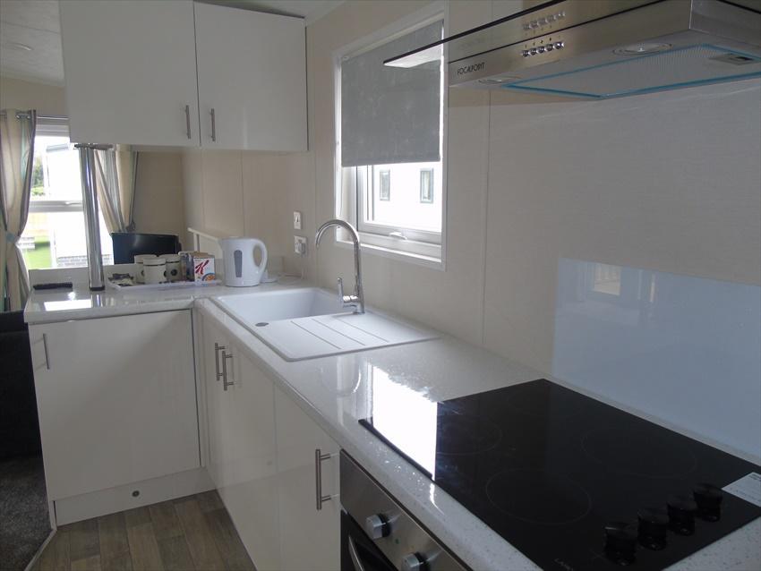 Hyattswood Lodges. Nr Brs Airport Lodge