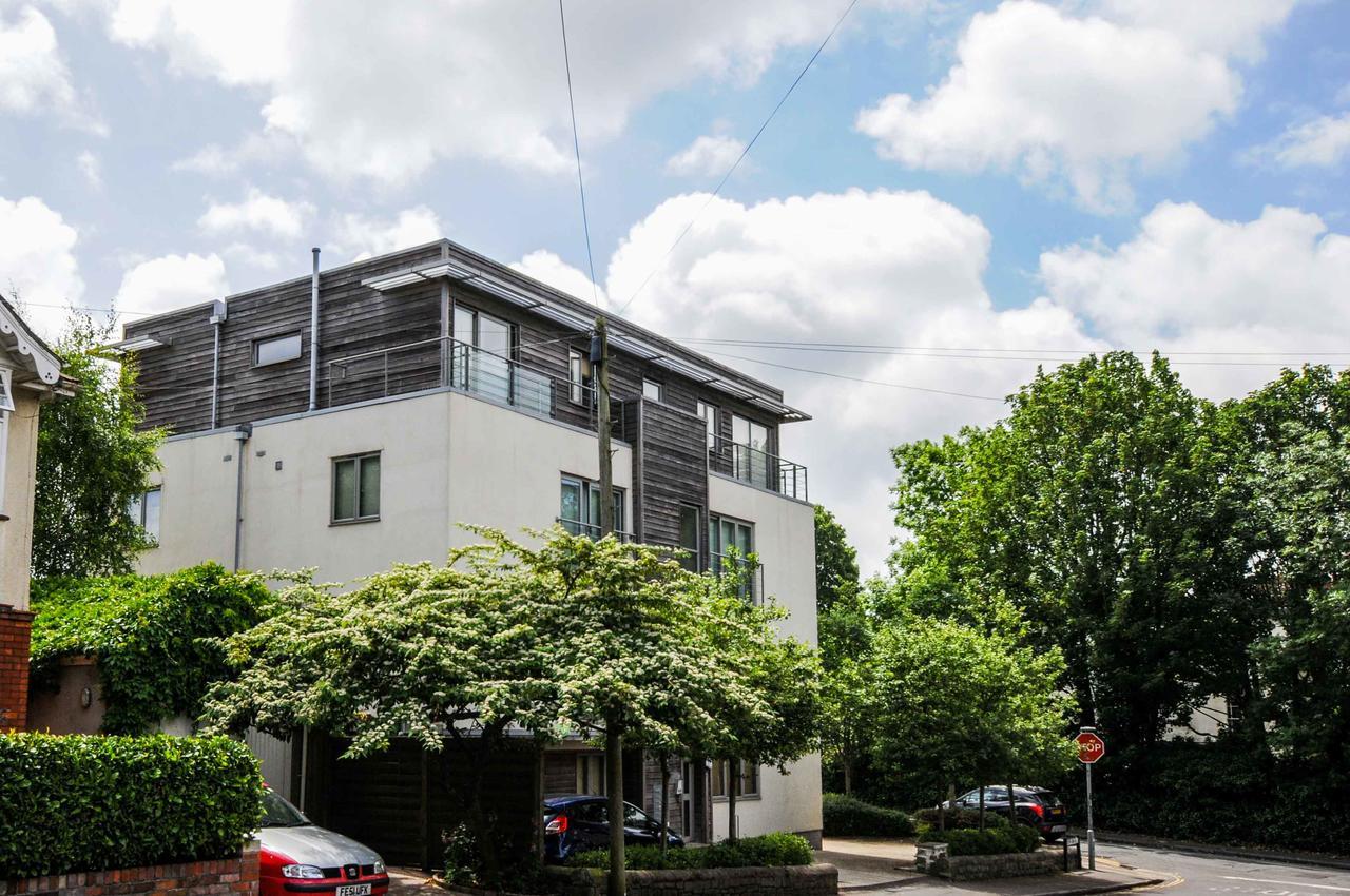 Apartment Your Cotham Lawn *