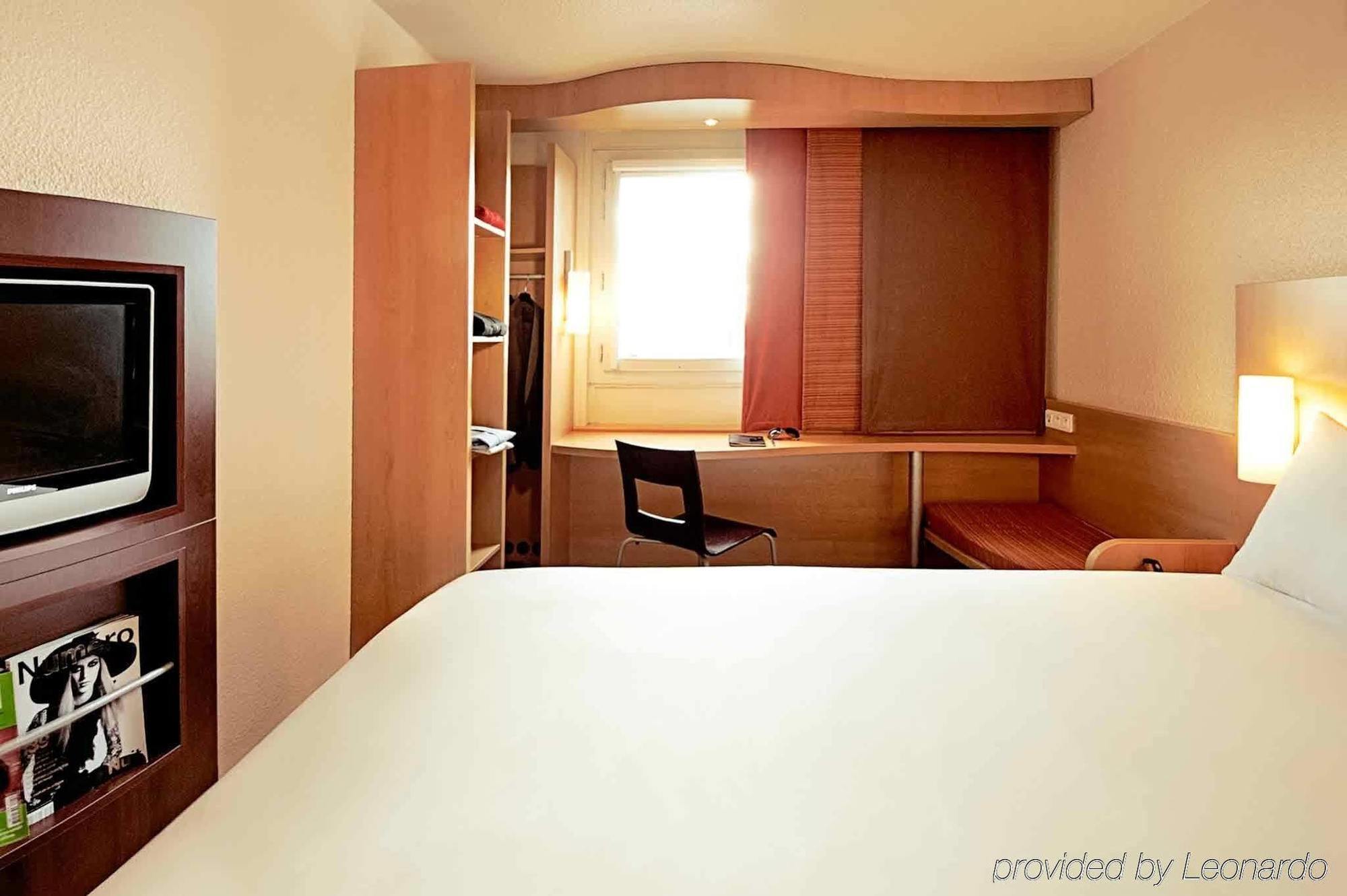 Ibis Temple Meads Hotel Bristol