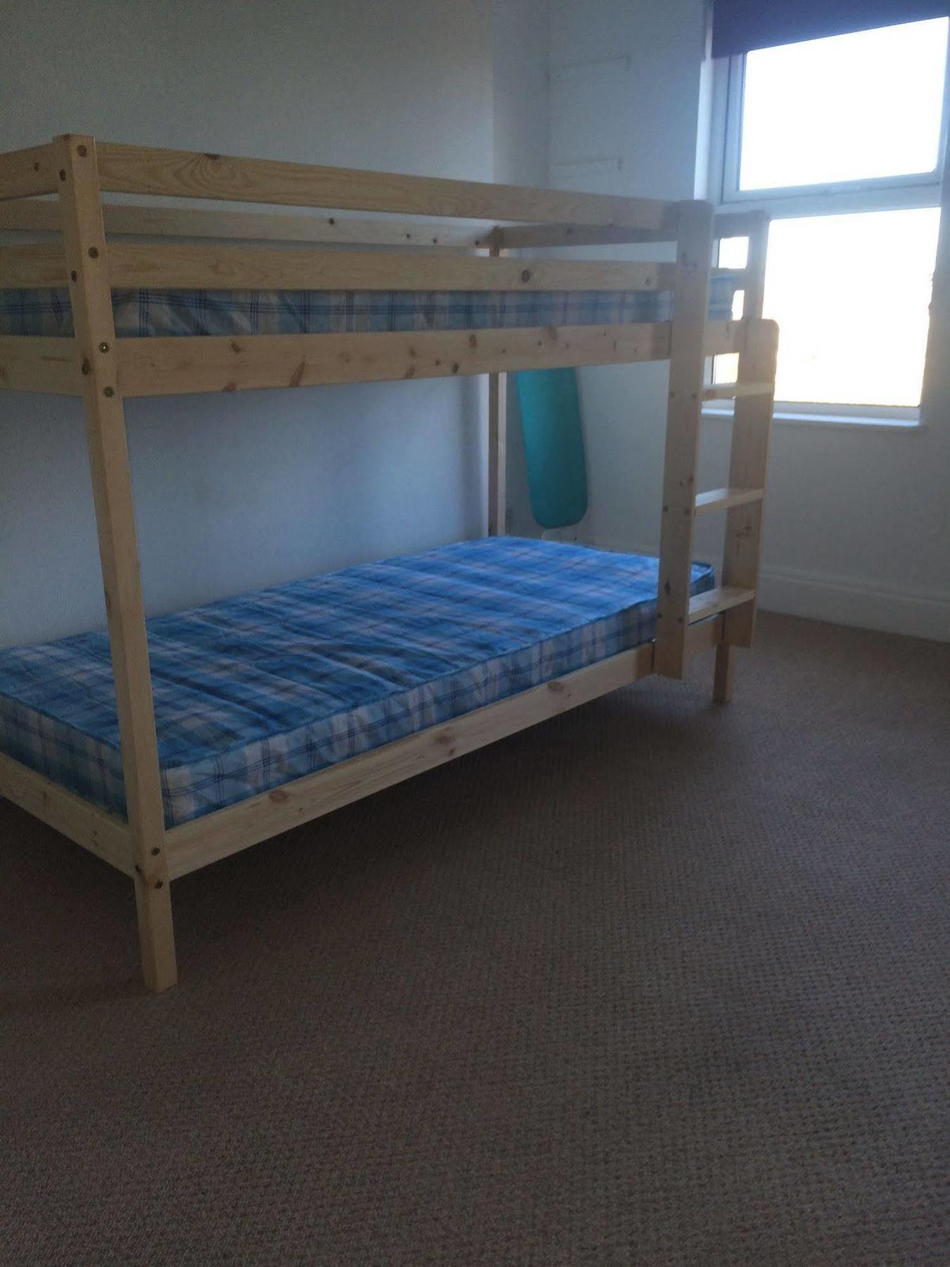 No 8 Apartments