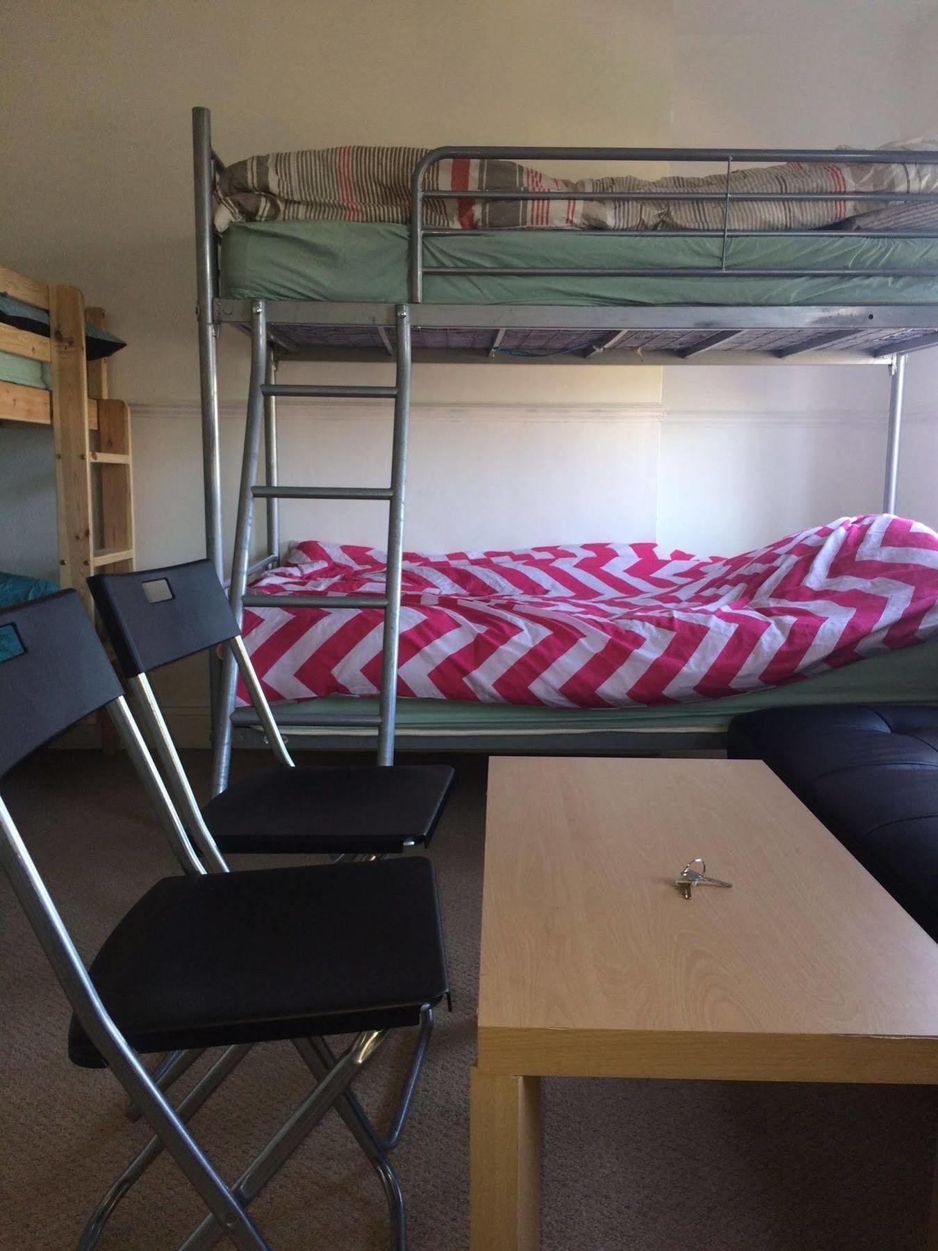 No 8 Apartments Apartment