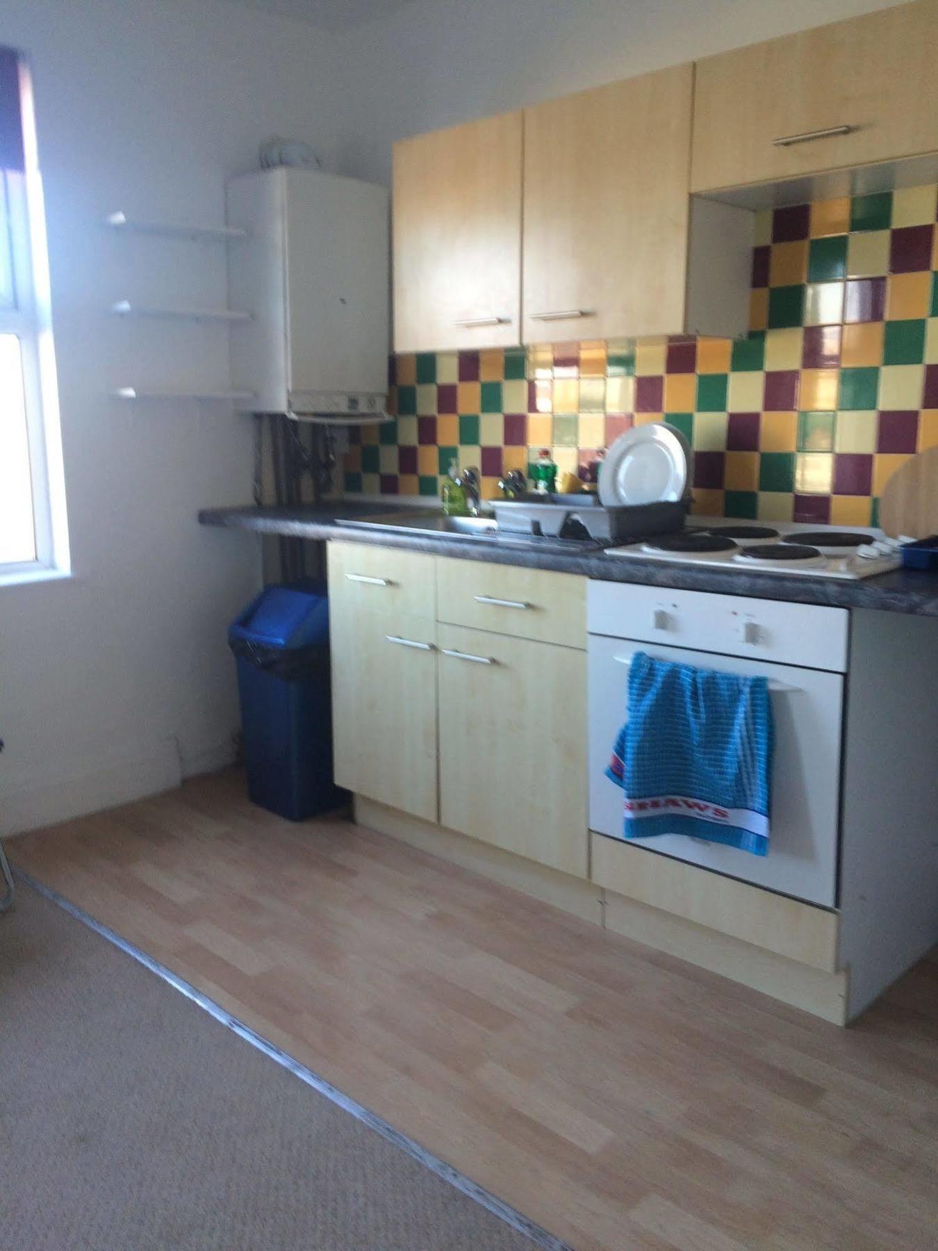 No 8 Apartments *