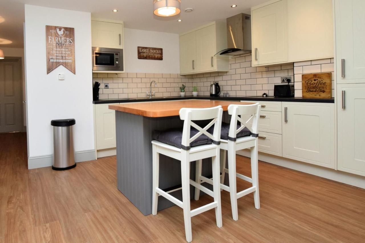 Oakfield Place - Your Apartment *