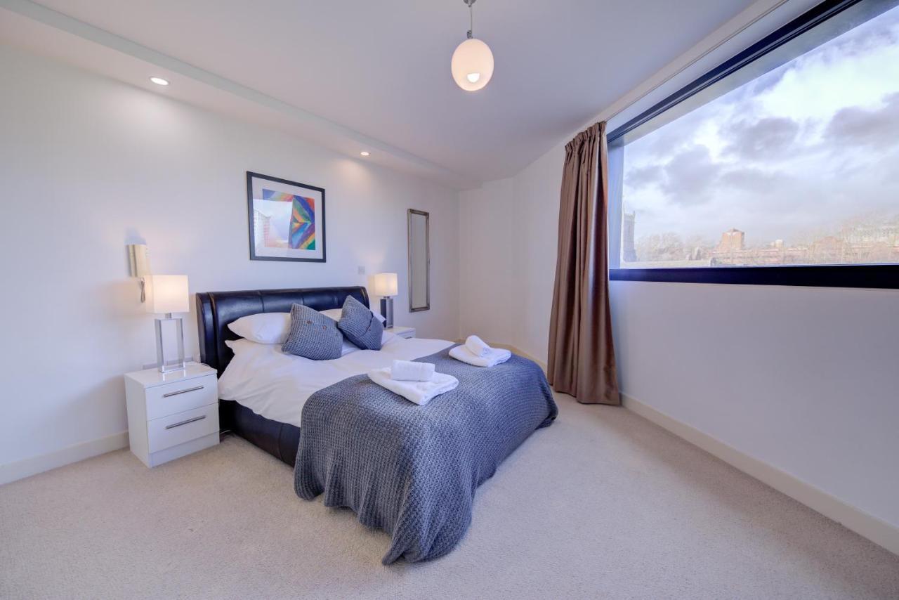 Cleyro Serviced - Finzels Reach Apartment Bristol