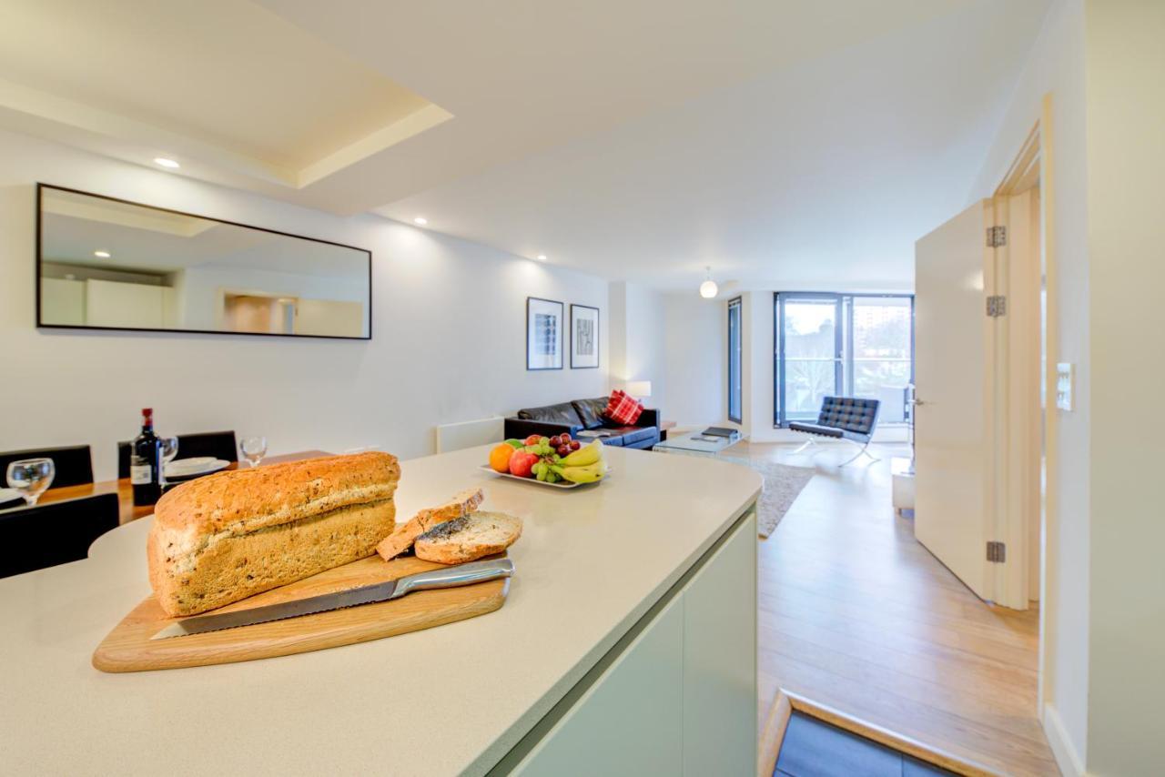 Cleyro Serviced - Finzels Reach Apartment Bristol