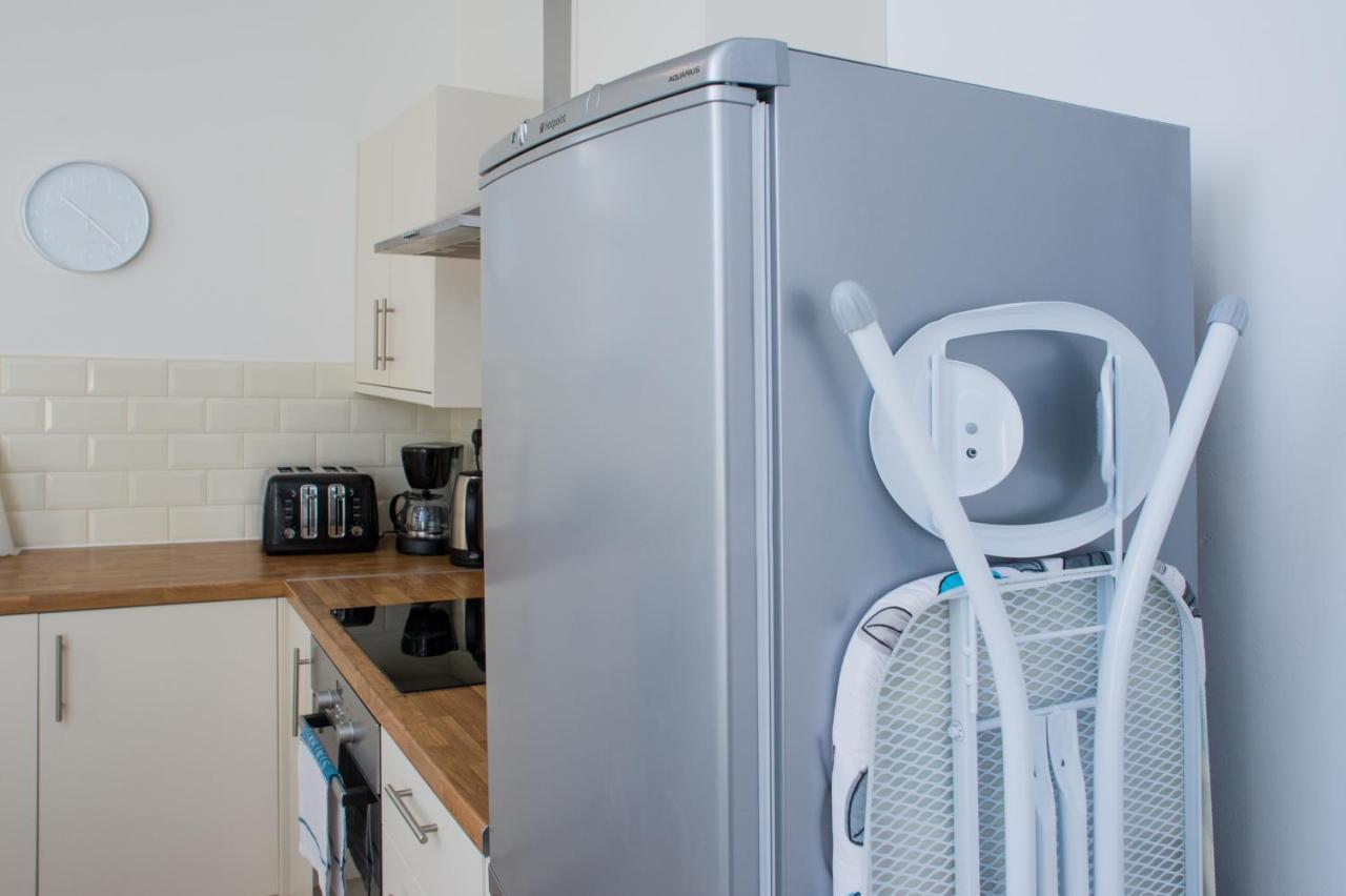 Mycityhaven - 3 Bedroom Shirehampton Flat Near Avonmouth & M4