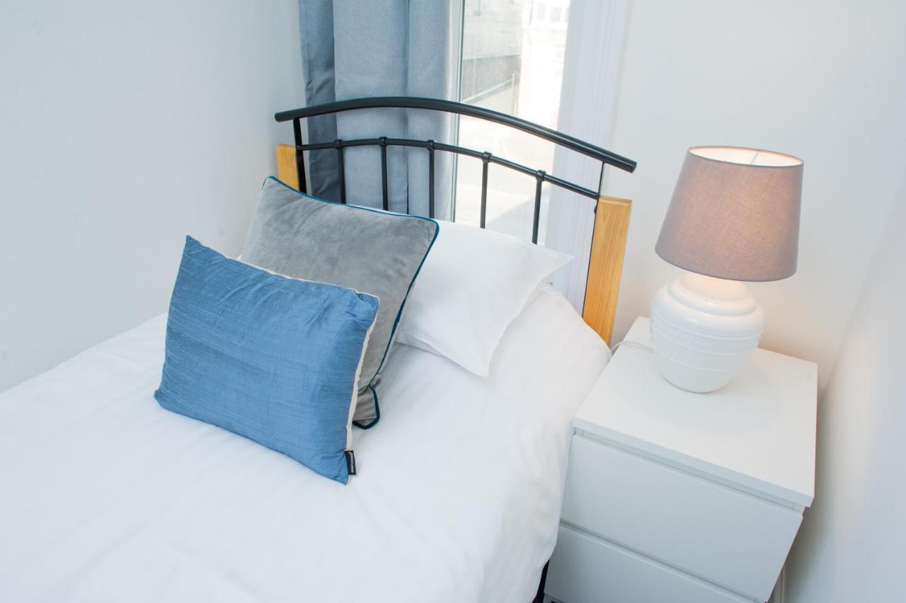 Mycityhaven - 3 Bedroom Shirehampton Flat Near Avonmouth & M4 Apartment *