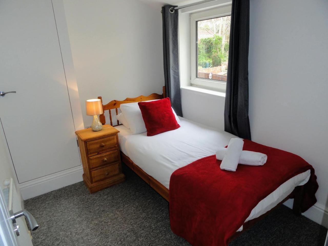 Bell Hill House By Cliftonvalley Holiday home *