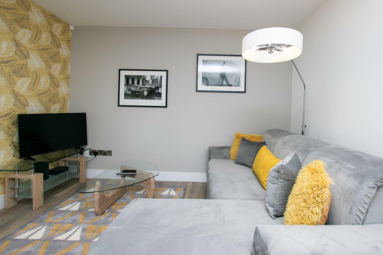 Rowan Tree - Your Apartment *