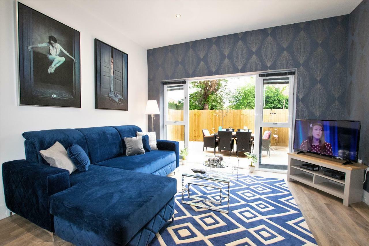 Rowan Tree - Your Apartment Bristol