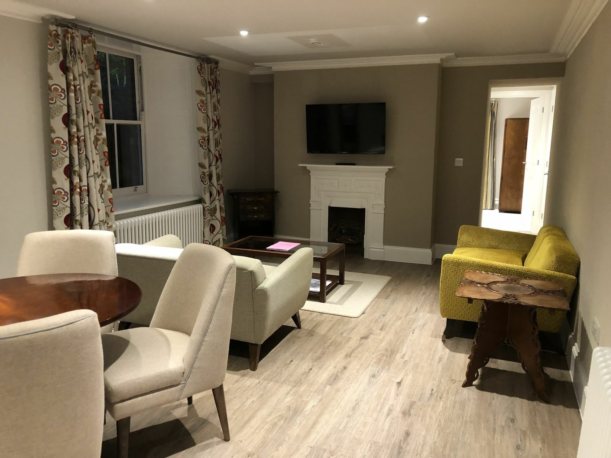 Beech House Apartment