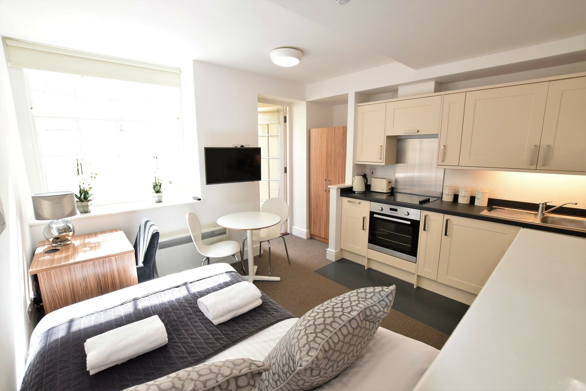 Berkeley Square Pads