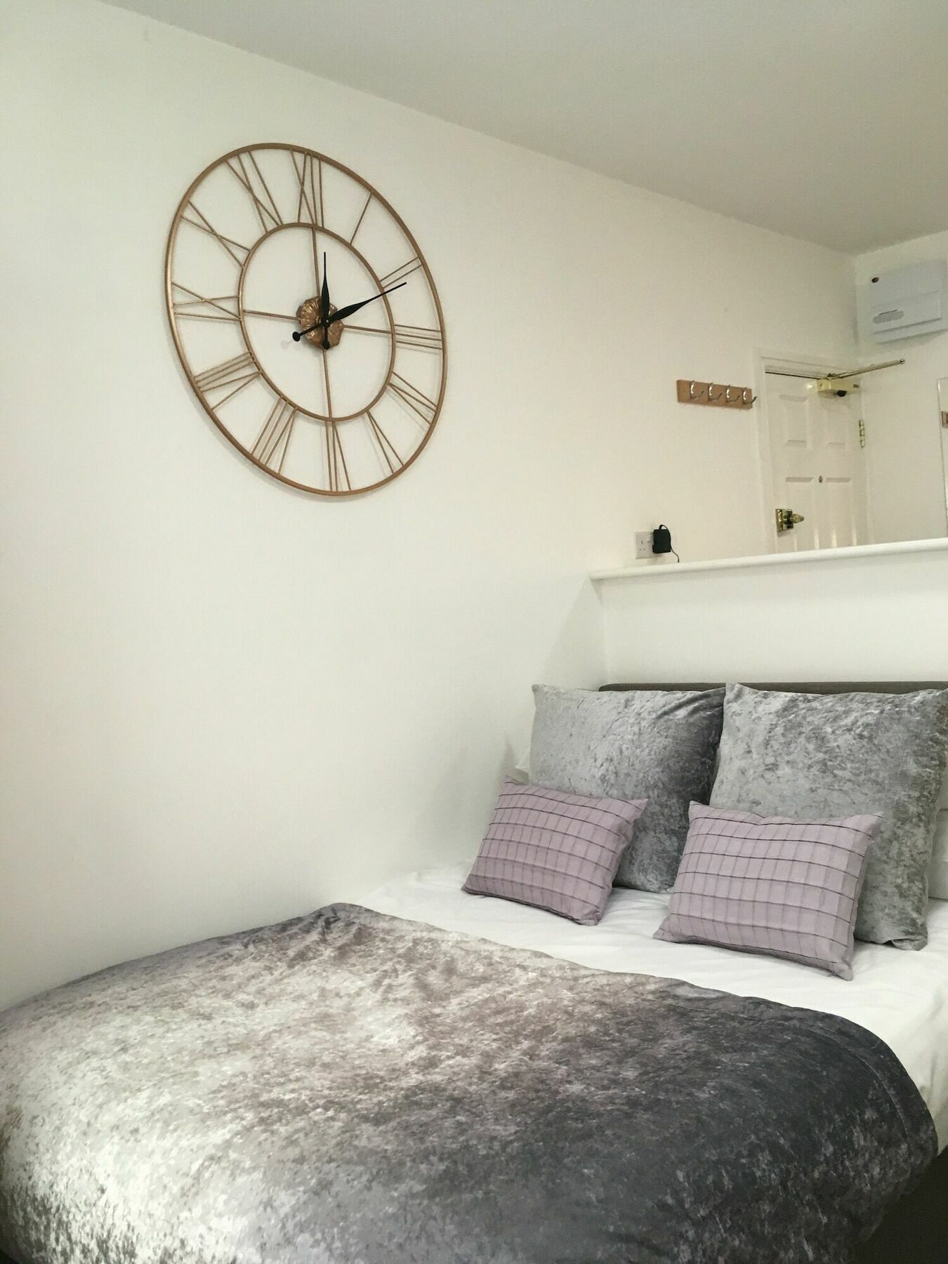 Berkeley Square Pads * Bristol