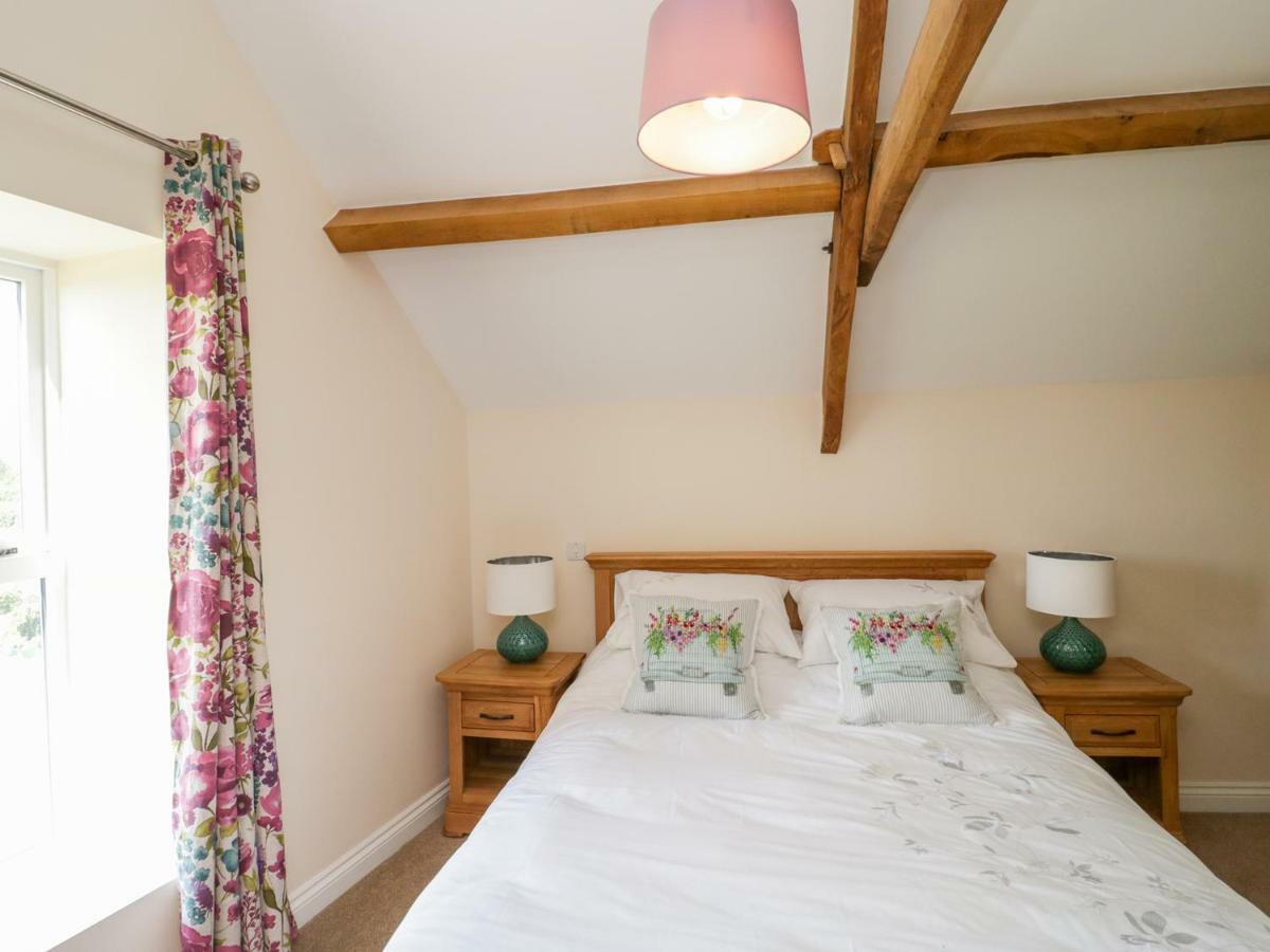 Golden Valley Barn Holiday home