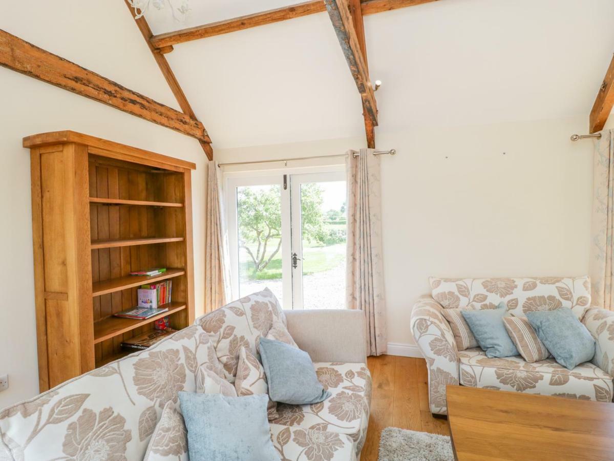 Golden Valley Barn Holiday home