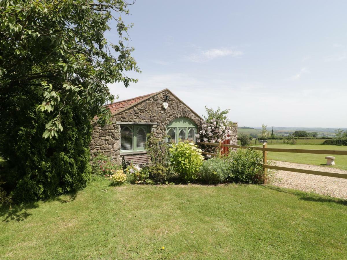 Boundary Barn *