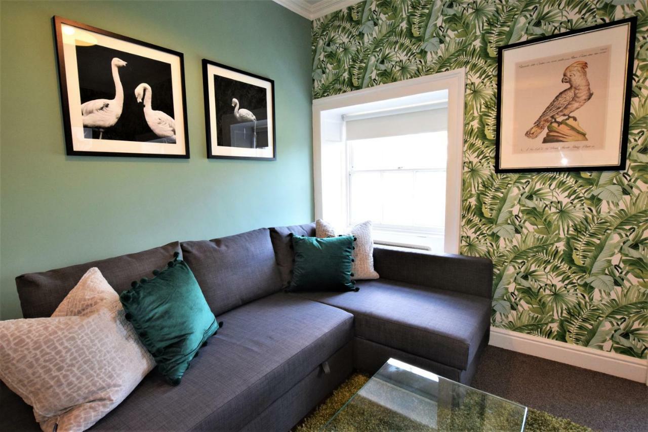 Berkeley Square Pads * Bristol
