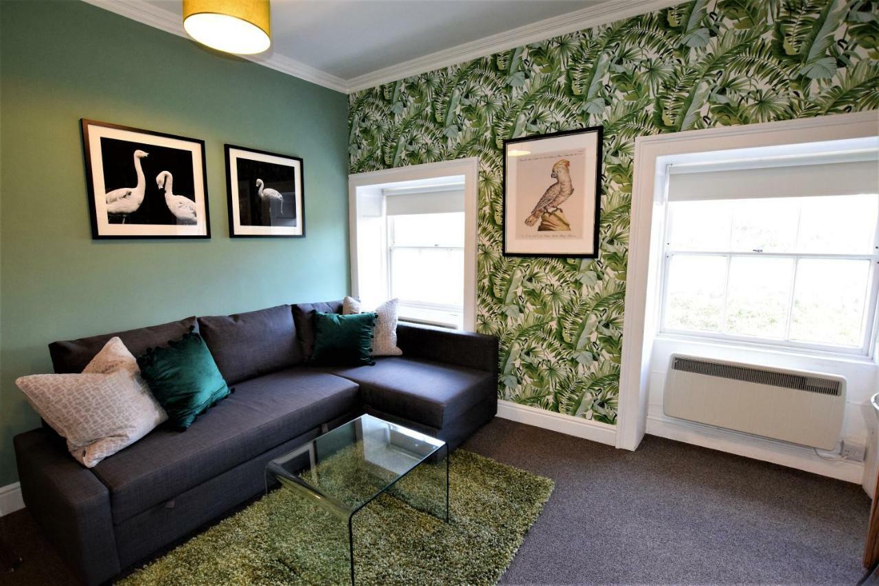 Berkeley Square Pads *