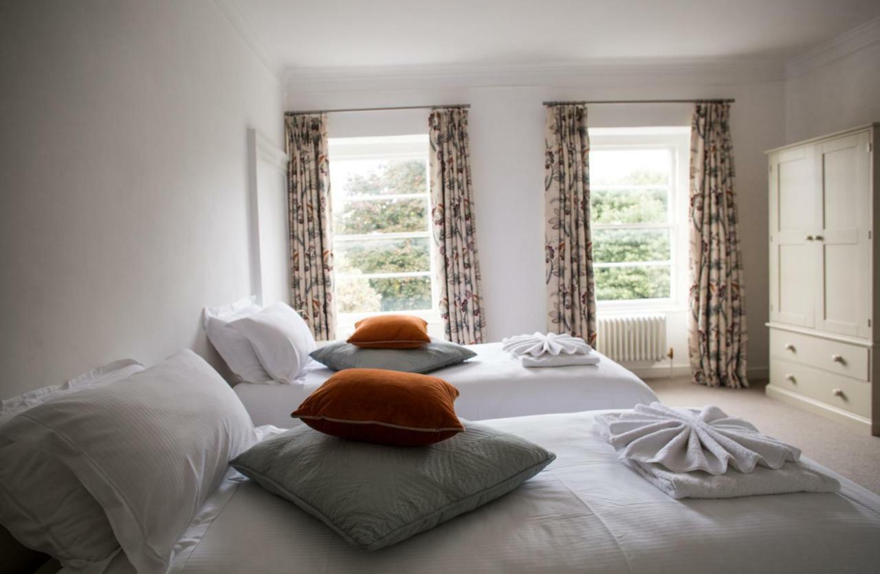 Berkeley Square House Guest house