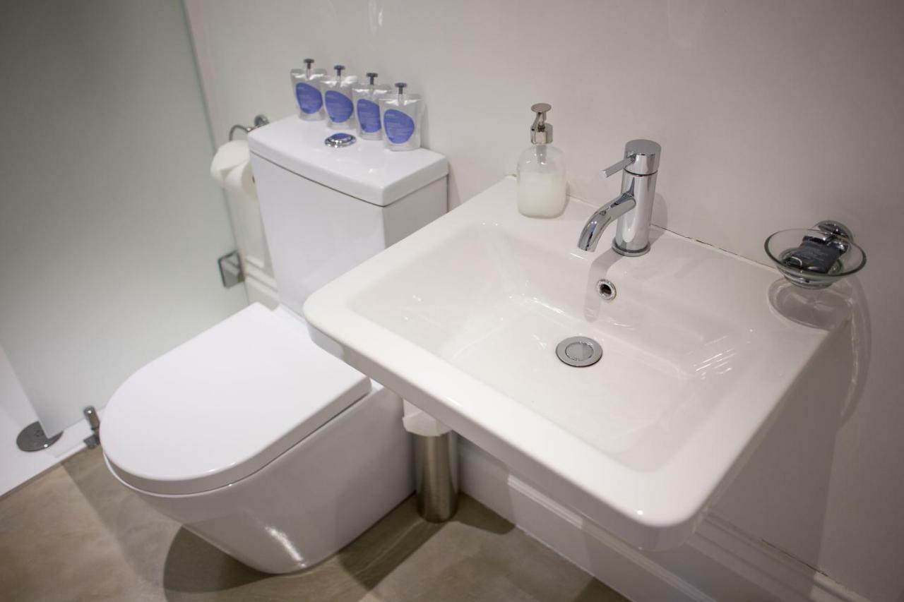 Berkeley Square House 3*