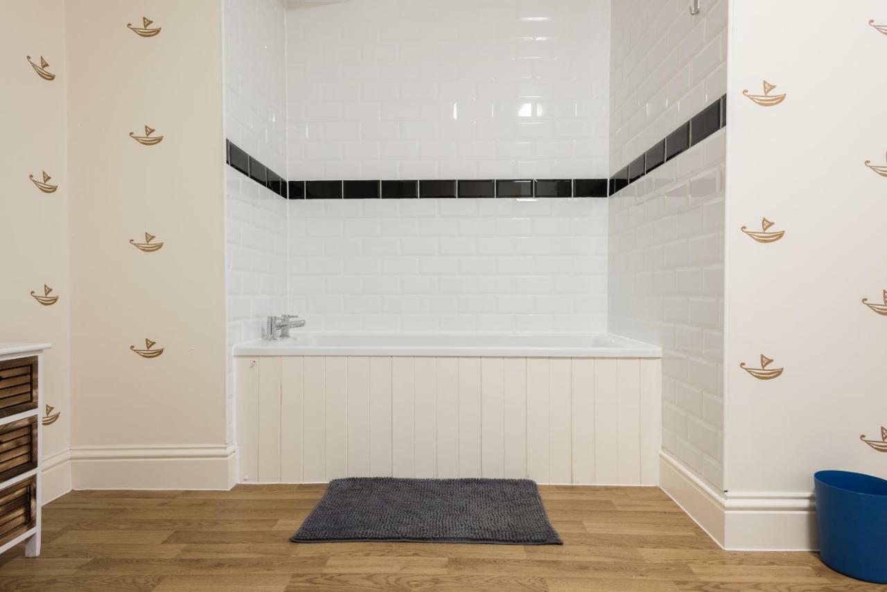 Apartment The Broadmead Jungle - Lovely & Central 3bdr *