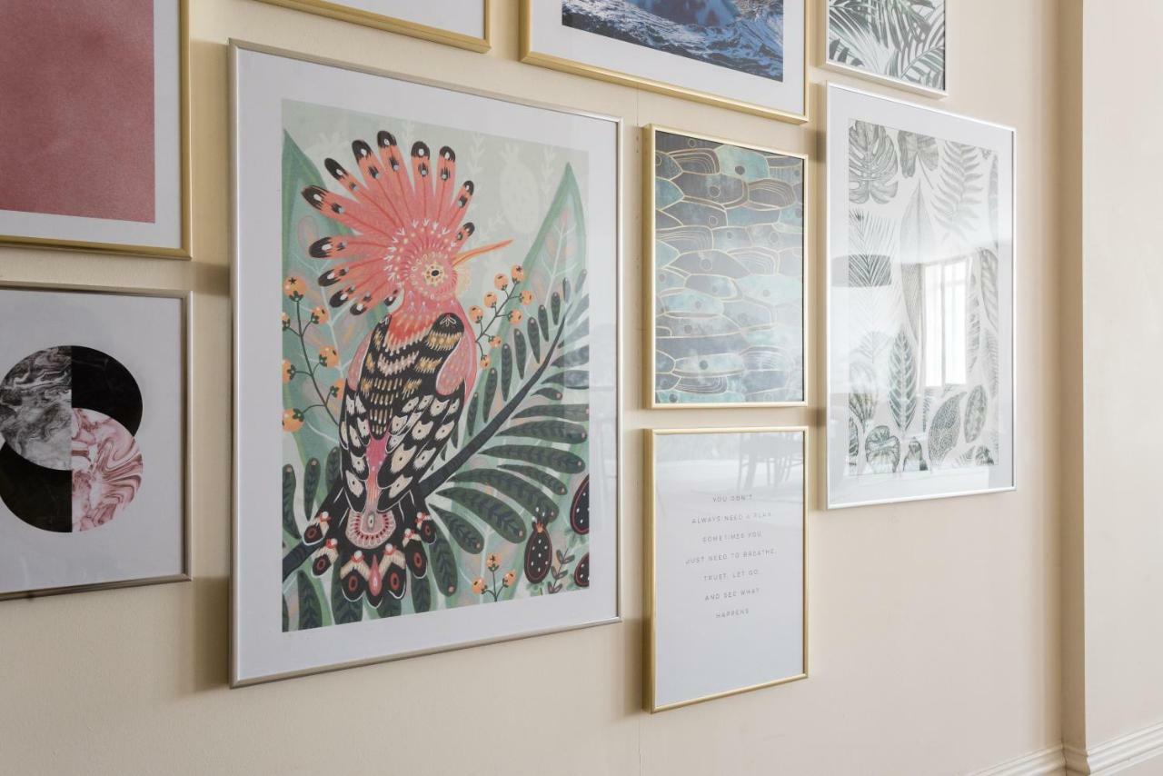 The Broadmead Jungle - Lovely & Central 3bdr Apartment